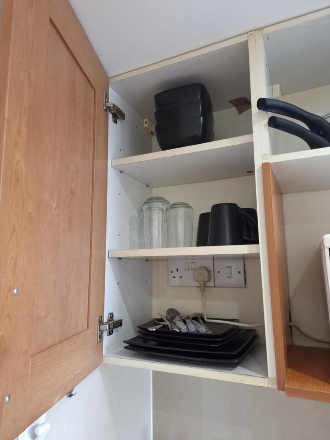 런던 F8-Mezzanine 1St Floor Flat Fits 3 Near Paddington 아파트 외부 사진